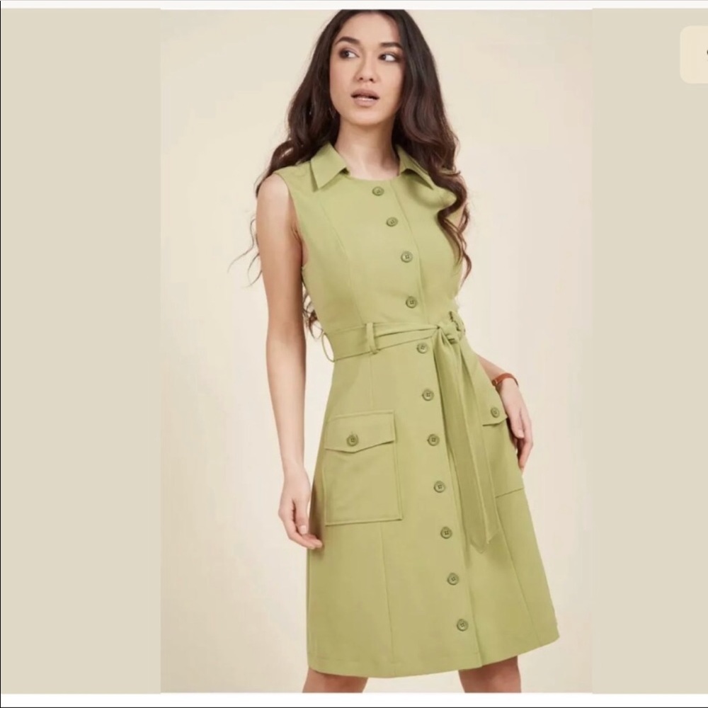ModCloth Engaging Editorialist Shirt Dress
